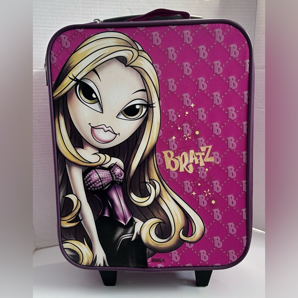 Bratz Rolling Suitcase Travel Bag